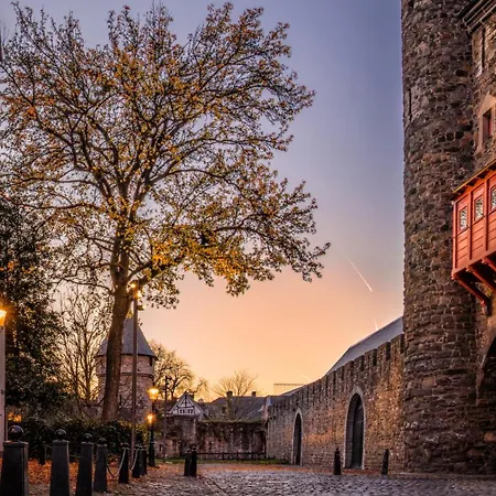 Hotel Amrath Ducasque 4*