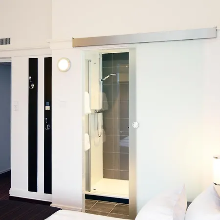 Amrath Ducasque ماسترخت