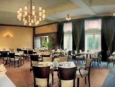 Hotel Amrâth Ducasque 4*
